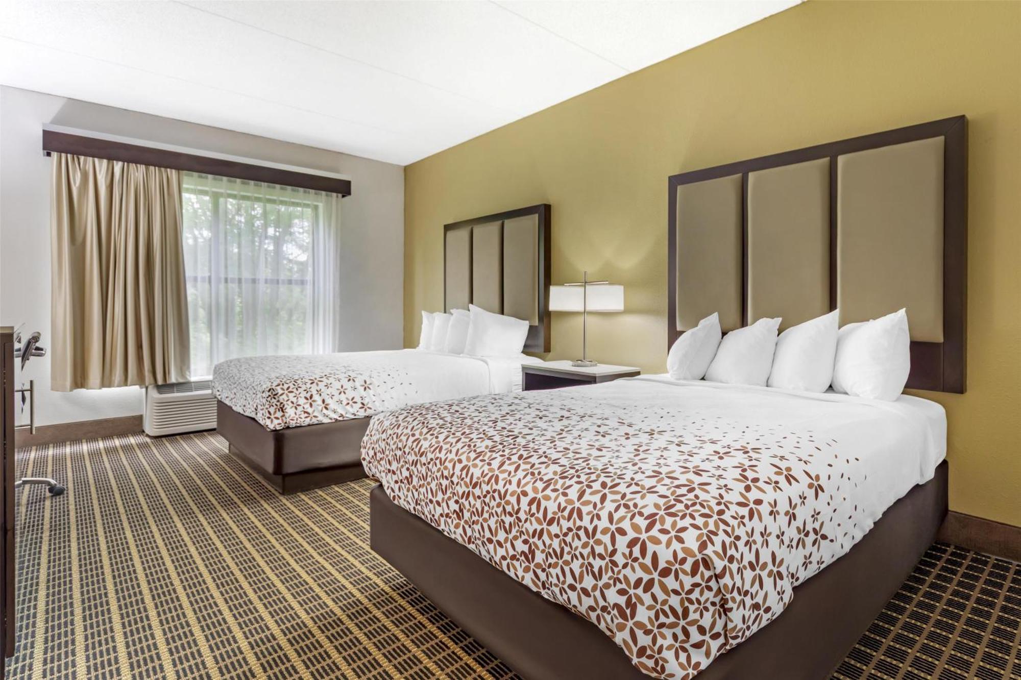 Best Western Chesapeake Bay North Inn Норт-Ист Экстерьер фото